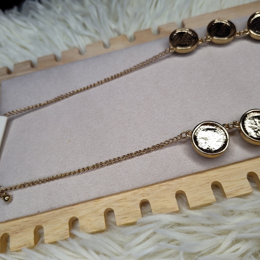 Ella Fashion Gold Plated Necklace set - Picture 9 of 10